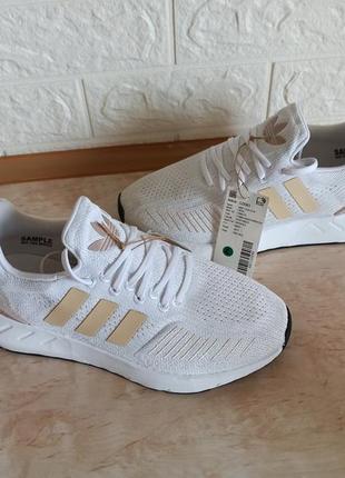 Кроссовки adidas swift run 22 оригинал модель 2022р 38р3 фото