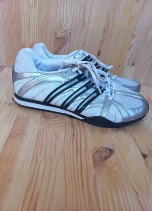 Adidas techstar 40р