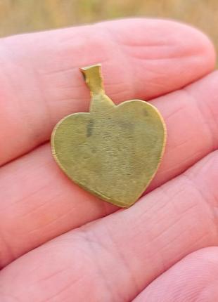 Латунний кулон серце з червоною емаллю