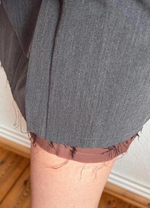 Мини юбка юбка деконструированная порованная collusion3 фото