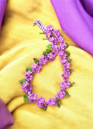 Бузкове тонке кольє з маленьким квітами