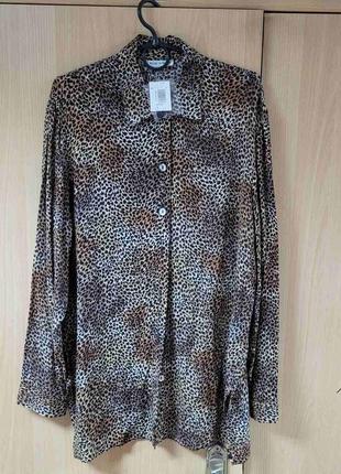 Блуза из вискозы.