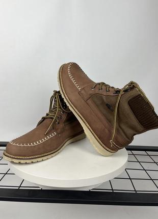 Утепленные кожаные ботинки lacoste