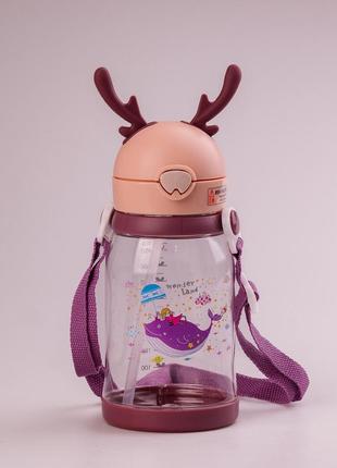 Пляшка для води з трубочкою 550 мл фляга прозора для напоїв з дозатором та ремінцем рожевий2 фото