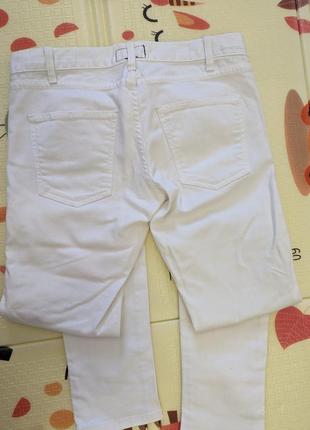 Белые женские джинсы с низкой посадкой 26р5 фото