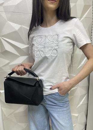 Біла футболка loewe, нова біла футболка з лого у стилі loewe, футболка жіноча бренд loewe біла8 фото