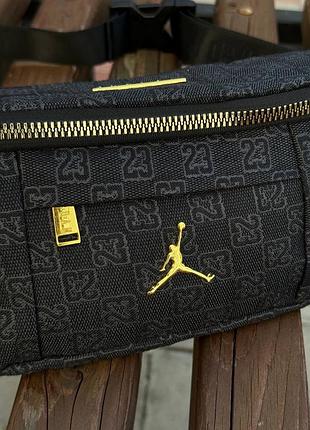 Бананка jordan monogram 23 3