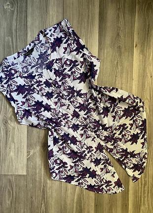 Блуза в квітковий принт із завязкою