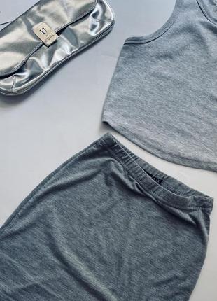 Крутезна жіноча сіра спідниця з розрізом boohoo 🌚5 фото