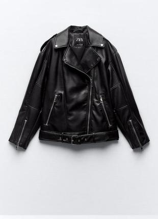 Куртка от бренда zara