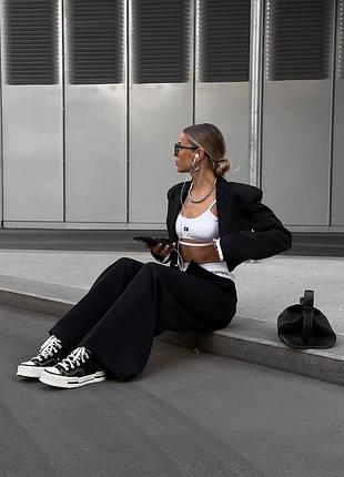 Жіночийкостюм