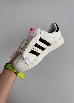 Женские кроссовки в стиле adidas superstar cream / black / pink premium.6 фото