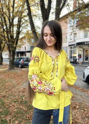 Вишиванка жіноча