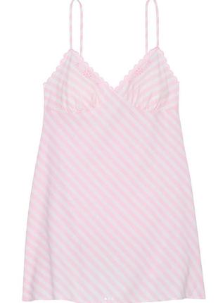 Легкий пенюар с вышитыми цветами, состав 100% коттон💔