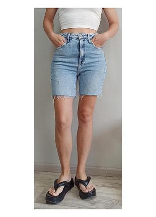 Блакитні джинсові шорти