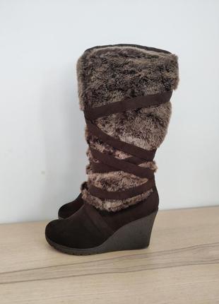 Жіночі теплі високі коричневі чоботи o.i.s