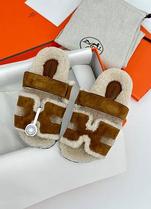 Меховые шлепанцы в стиле hermes shypre