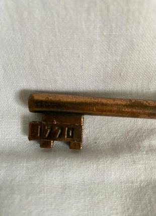 Сувенир ключ валдай антиквариат сср