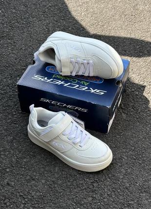 Кросівки skechers з захистом від води. оригінал.