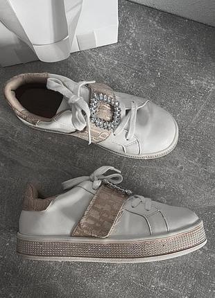 🤍стильні білі кросівки кеди river island