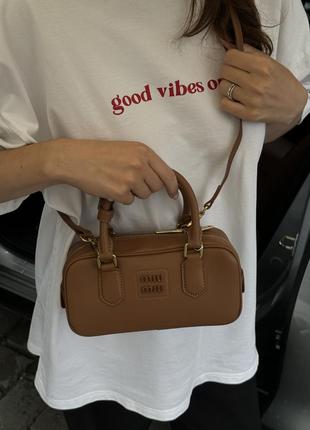 Сумка женская в стиле miumiu arcadie leather bag brown7 фото