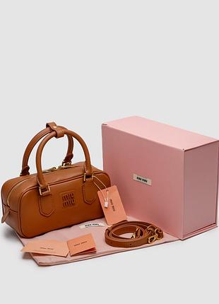 Сумка женская в стиле miumiu arcadie leather bag brown
