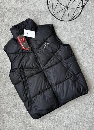 Чоловіча жилетка nike чорна