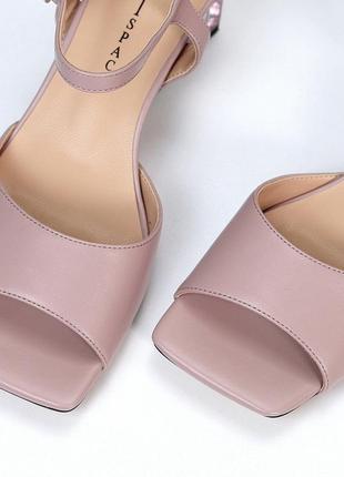 Удобные пудровые женские босоножки на каблуке летние эко-кожа лето9 фото