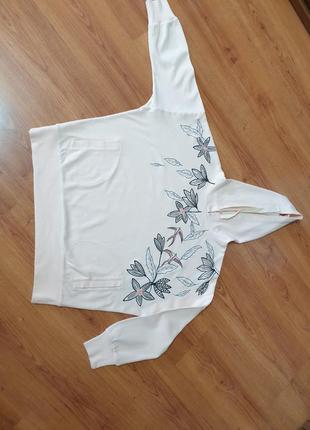 Свитшот с вышивкой. white couff.5 фото