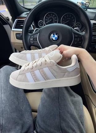 Женские кроссовки adidas campus beige white адидас кампус бежевого с белым цветами