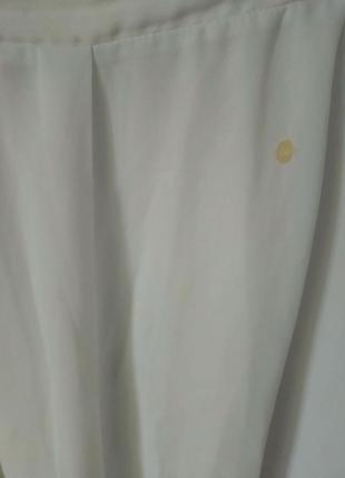 Белая шелковая юбка макси для фотосессии4 фото