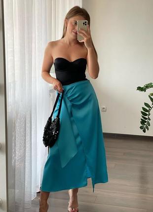 Довга спідниця атласна