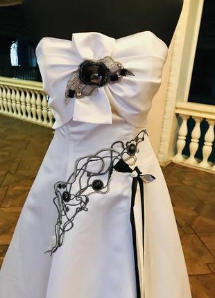 Стильна весільна сукня. сукня на розпис. вечірня