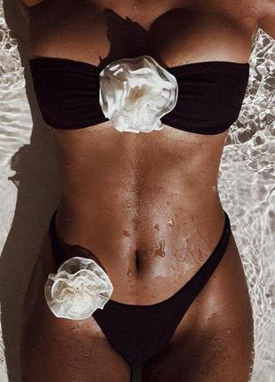 Купальник жіночий, тренд сезону 2024, роздільний купальник із трояндами