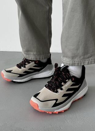 Адідас терекс кросівки adidas terrex gore-tex low beige/black/grey