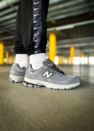 Чоловічі кросівки new balance 2002r gore-tex magnet mood indigo нью беланс