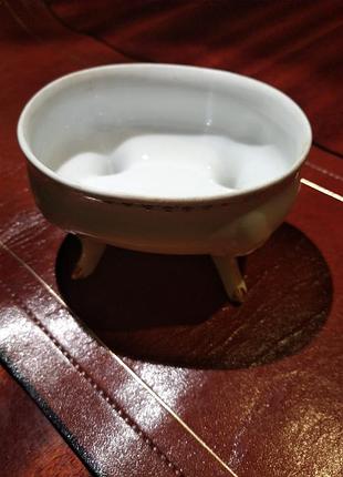 Шкатулка фарфоровая. германия. ретро ретро.