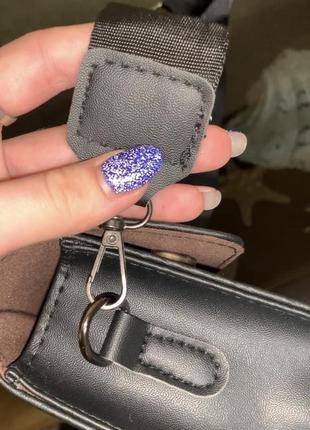 Чорна міні сумка + подаруночок 3