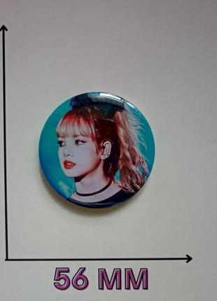Значок лаліса монобан black pink блек пінк 5,6