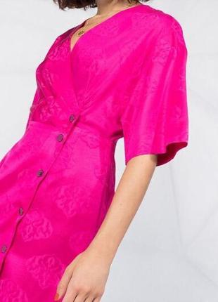 Розовое мини платье sandro paris