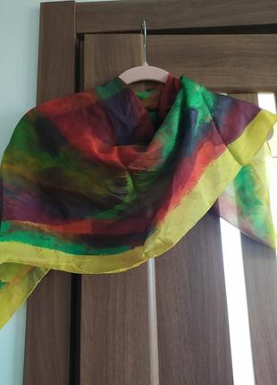 Шелковый платок с ручной росписью батик5 фото