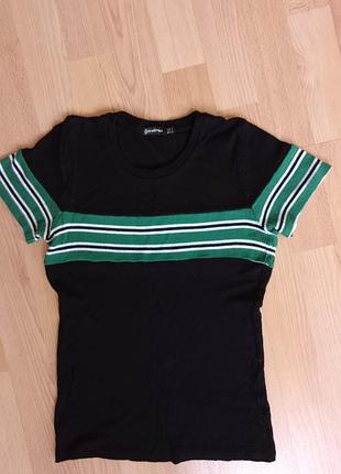 Стильная футболка в рубчик stradivarius 🔥