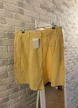 Шорти bershka