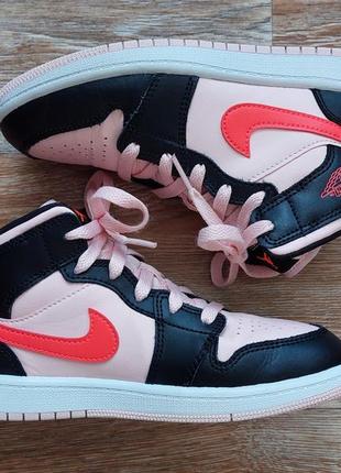 Кроссовки nike air jordan 1 mid atmosphere pink black4 фото