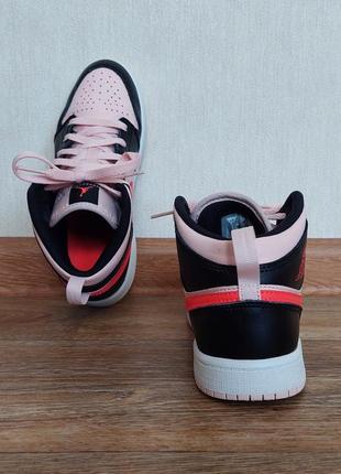 Кроссовки nike air jordan 1 mid atmosphere pink black5 фото