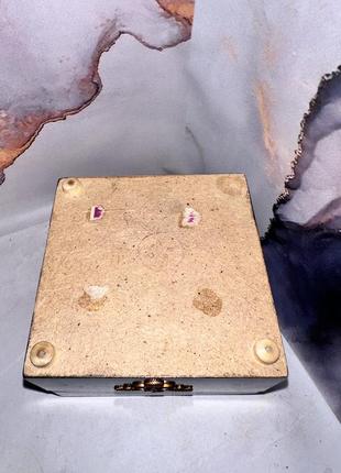 Винтажная шкатулка