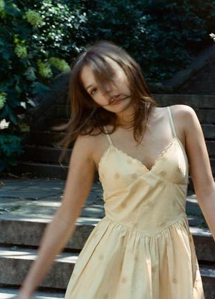 Сукня з вишивкою від zara, розмір xs