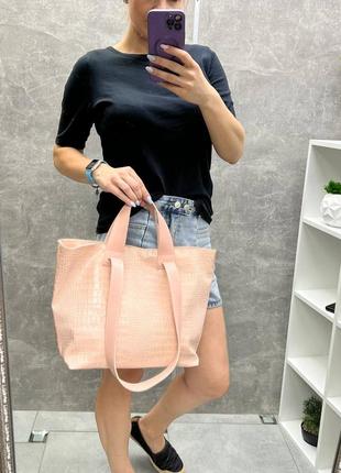 Женская стильная и качественная сумка шоппер из эко кожи серо-коричневая10 фото