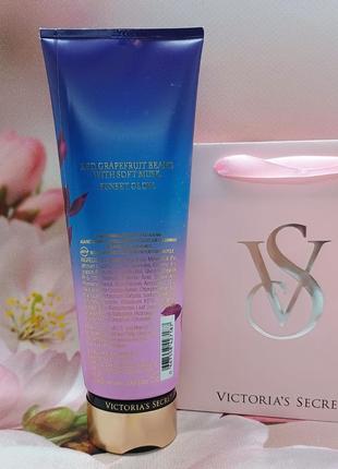 Зволожуючий лосьйон для тіла та рук rose twilight victoria's secret2 фото