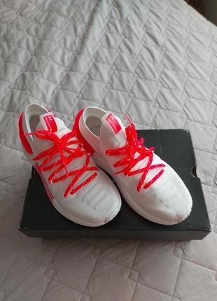 Кроссовки спортивные under armour